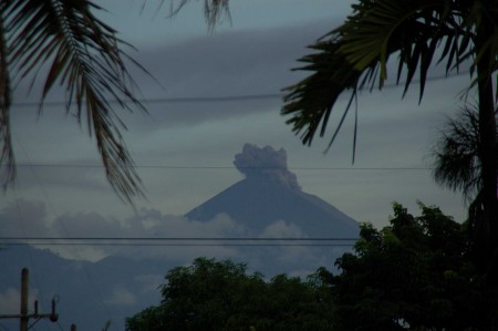 Kleine vulkaanuitbarsting